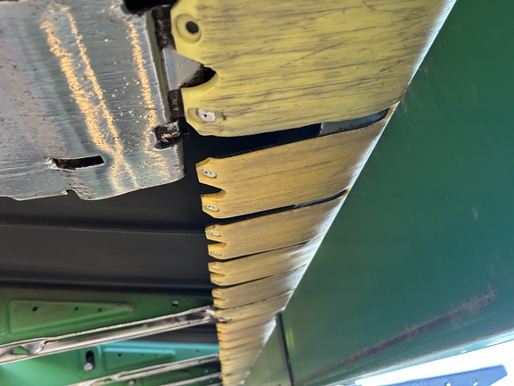 2017 John Deere 640FD Header Combine