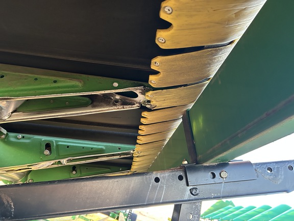 2017 John Deere 640FD Header Combine