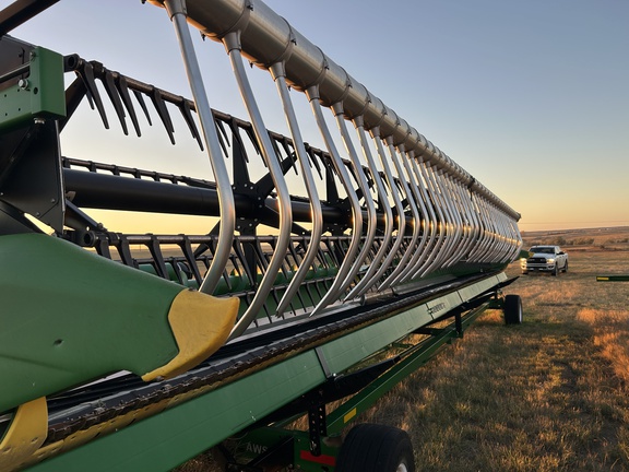 2017 John Deere 640FD Header Combine
