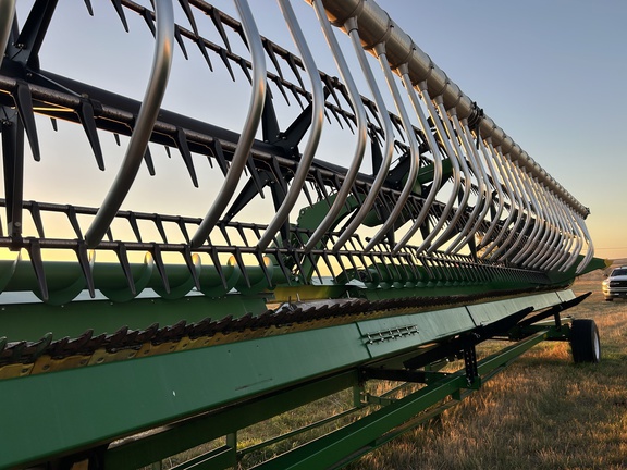2017 John Deere 640FD Header Combine