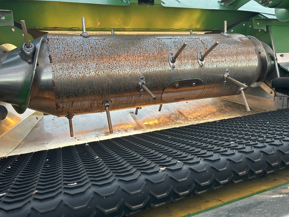 2017 John Deere 640FD Header Combine