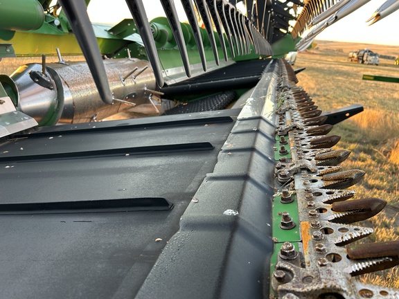 2017 John Deere 640FD Header Combine