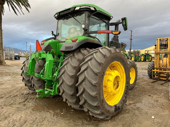 2022 John Deere 8R 340 Tractor