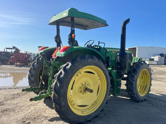 2016 John Deere 6120M Tractor