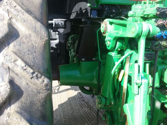 2014 John Deere 7210R Tractor