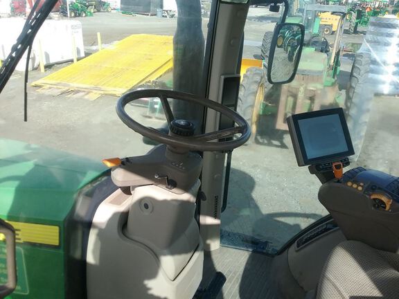 2014 John Deere 7210R Tractor