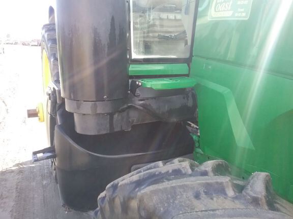 2014 John Deere 7210R Tractor