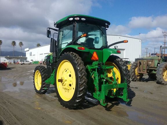 2014 John Deere 7210R Tractor