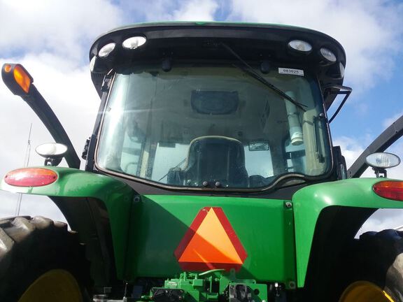 2014 John Deere 7210R Tractor