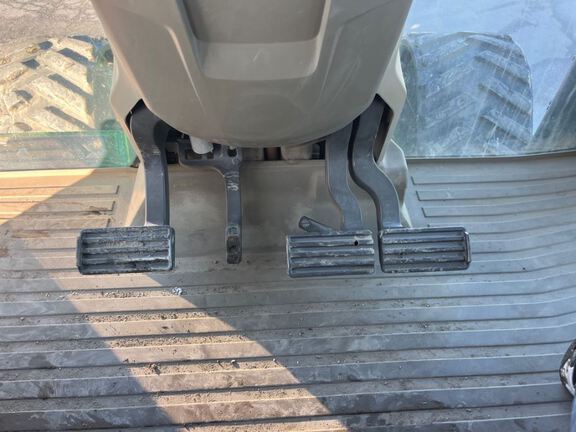 2021 John Deere 8RX 310 Tractor Rubber Track