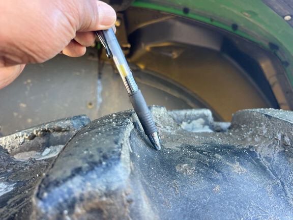 2021 John Deere 6175M Tractor