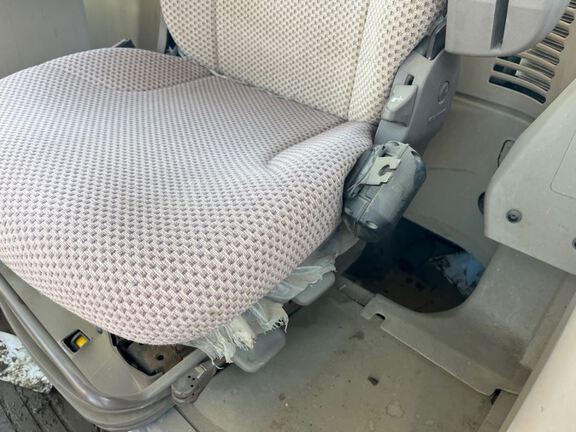 2021 John Deere 6175M Tractor