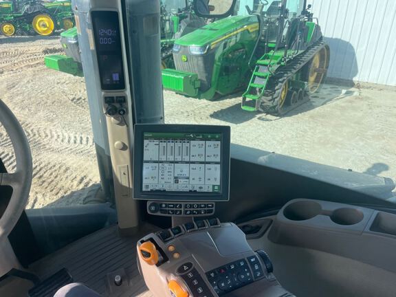 2021 John Deere 9570RT Tractor Rubber Track