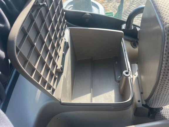 2021 John Deere 9570RT Tractor Rubber Track