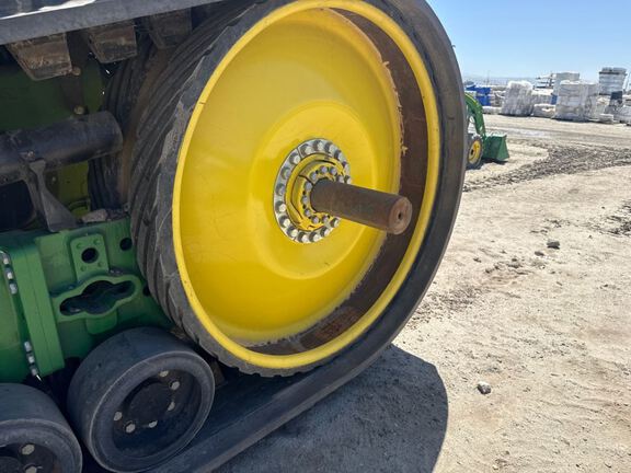 2024 John Deere 8RT 410 Tractor Rubber Track