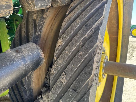 2024 John Deere 8RT 410 Tractor Rubber Track