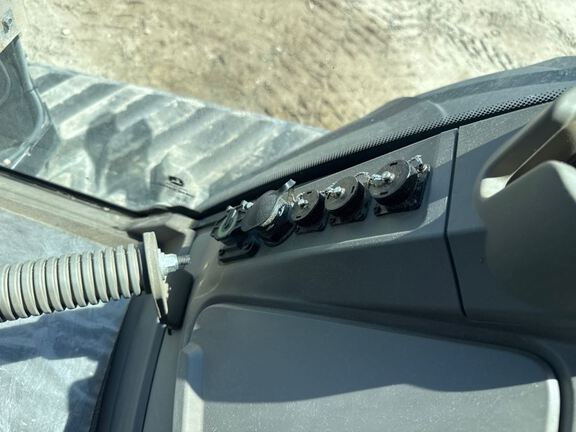 2024 John Deere 8RT 410 Tractor Rubber Track