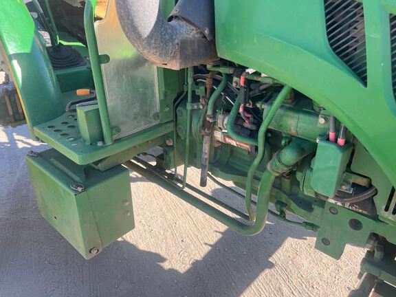 2020 John Deere 5045E Tractor