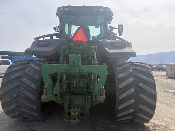 2023 John Deere 9RT 520 Tractor Rubber Track