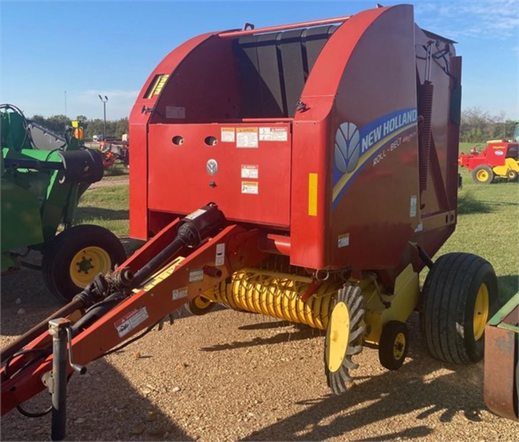 2011 New Holland ROLL-BELT 450 Baler/Round