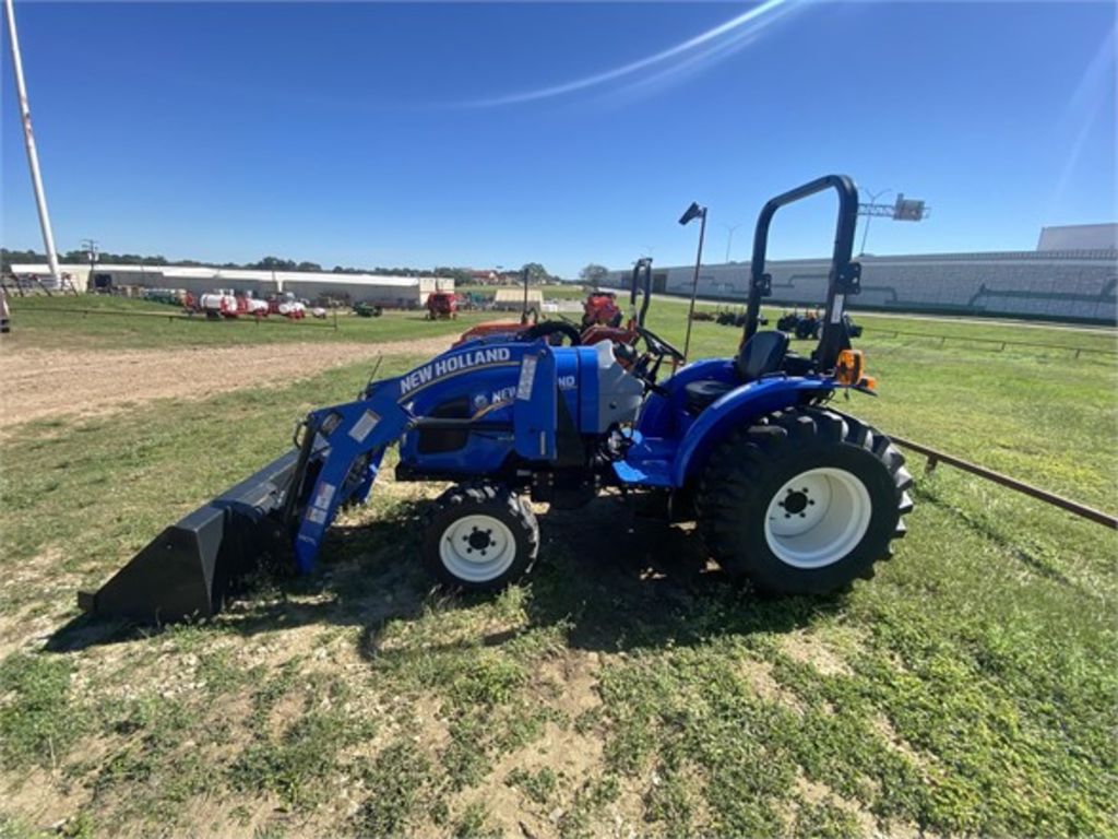 2018 New Holland Workmaster 35 Tractor