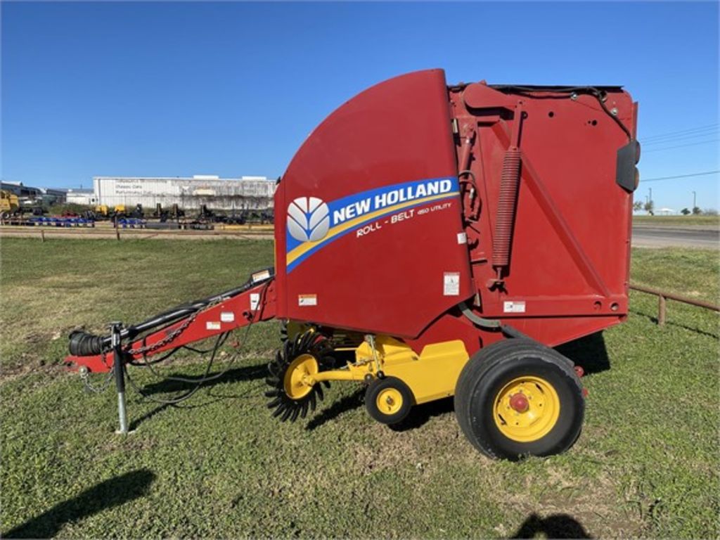 2016 New Holland 450 Baler/Round