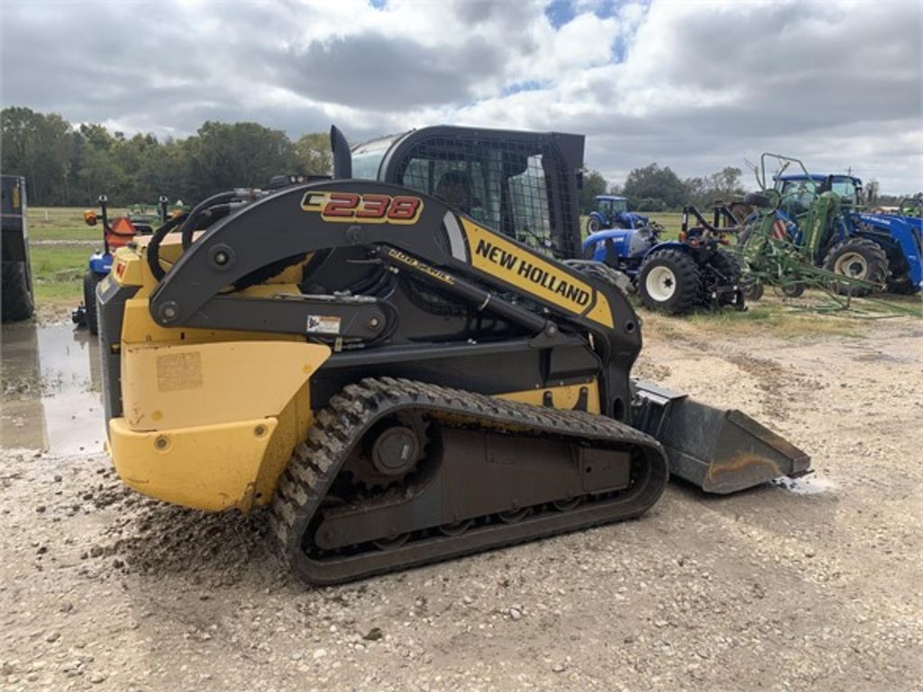 New Holland C238 Skid Steer Loader