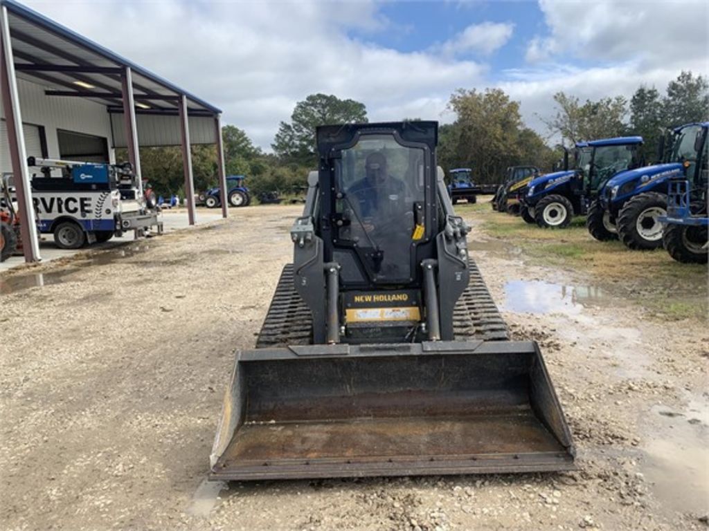 New Holland C238 Skid Steer Loader