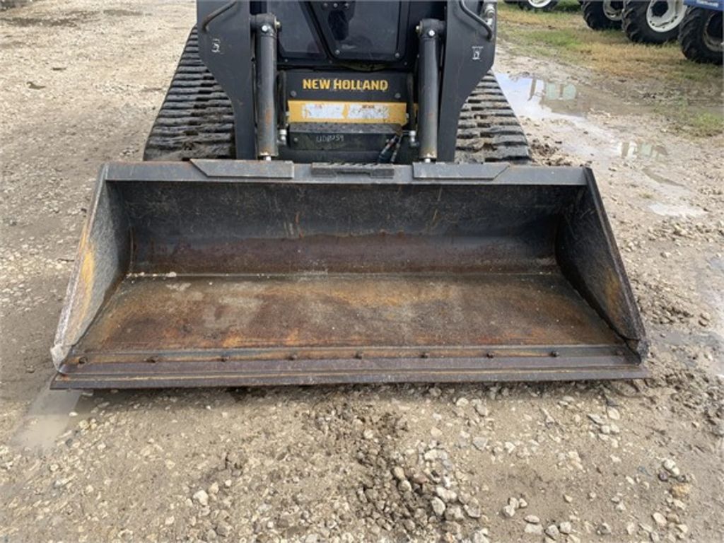 New Holland C238 Skid Steer Loader