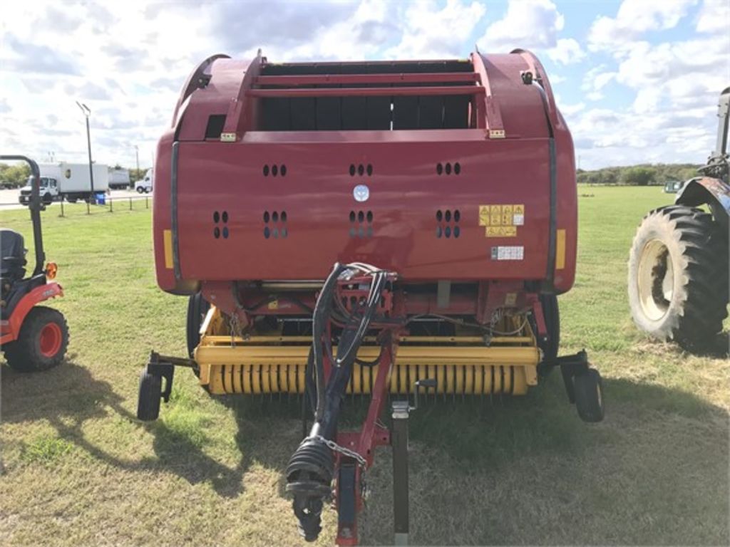 2019 New Holland ROLL-BELT 560 Baler/Round