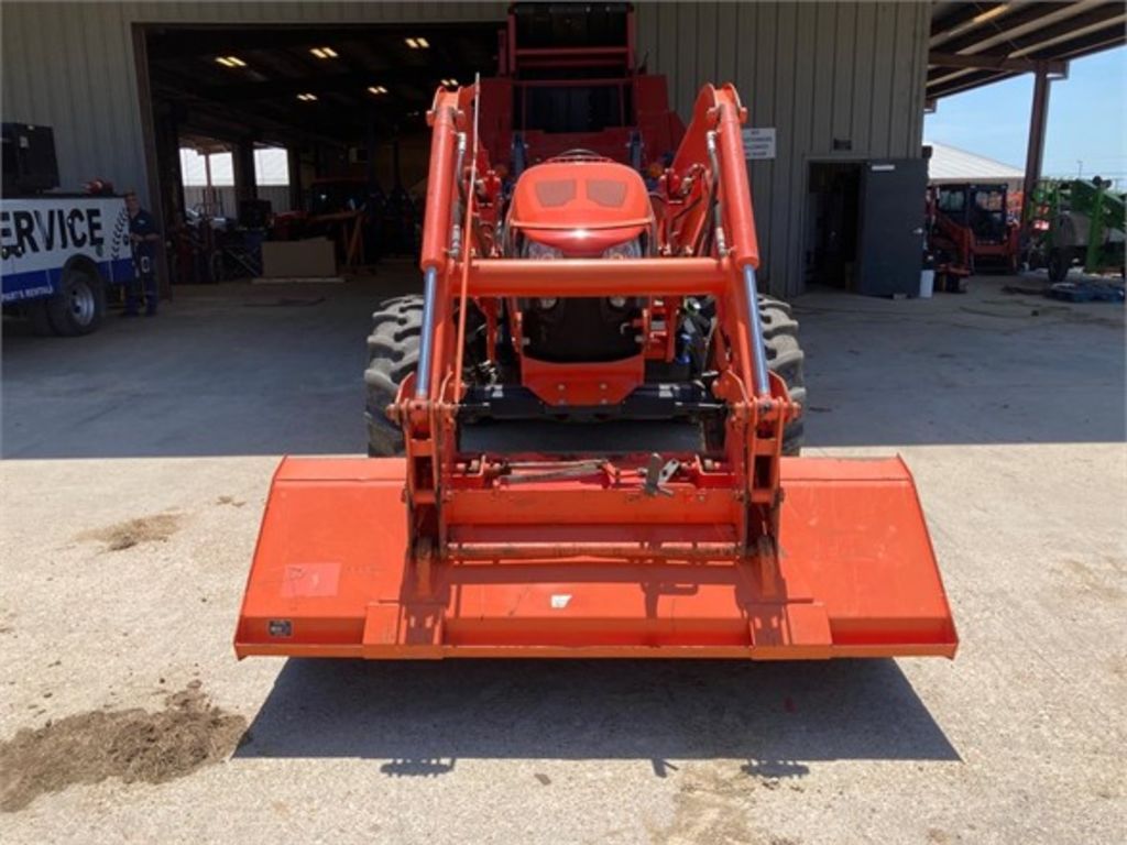 2015 Kubota M5-091 Tractor