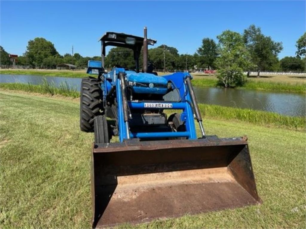 New Holland 3010 Tractor