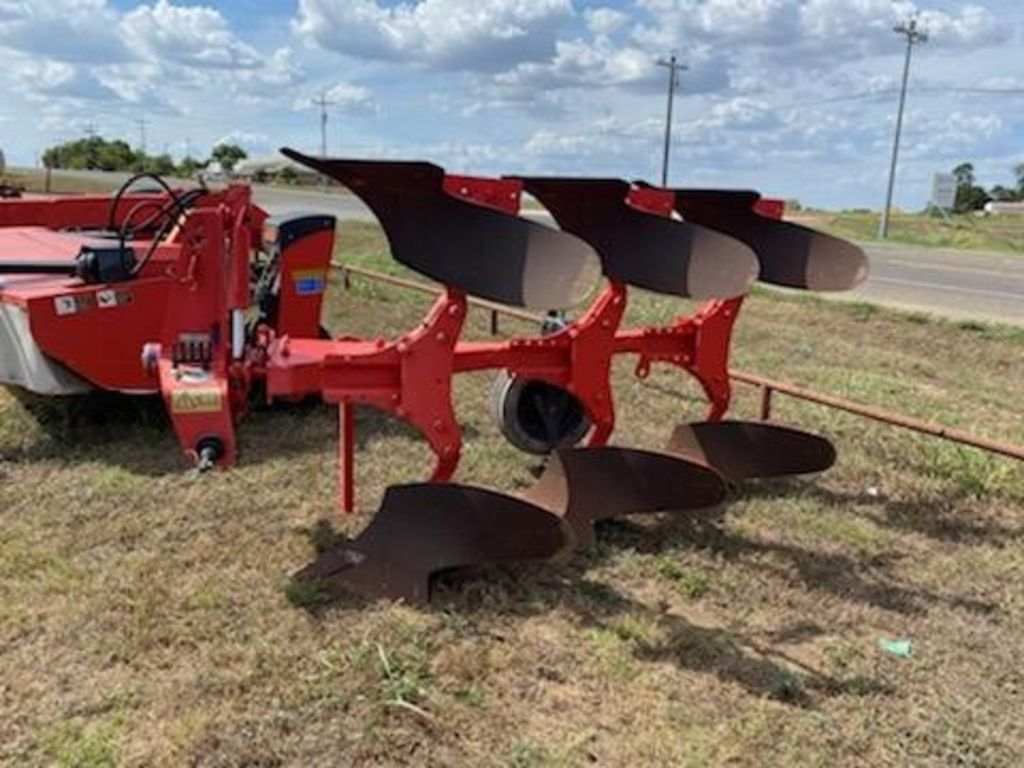 2008 Kuhn MASTER 102 Plow