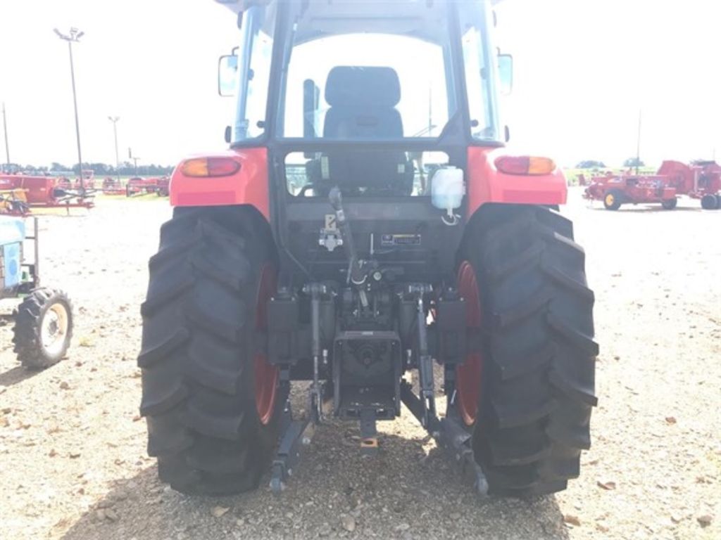 2020 Kubota M7060HDC Tractor