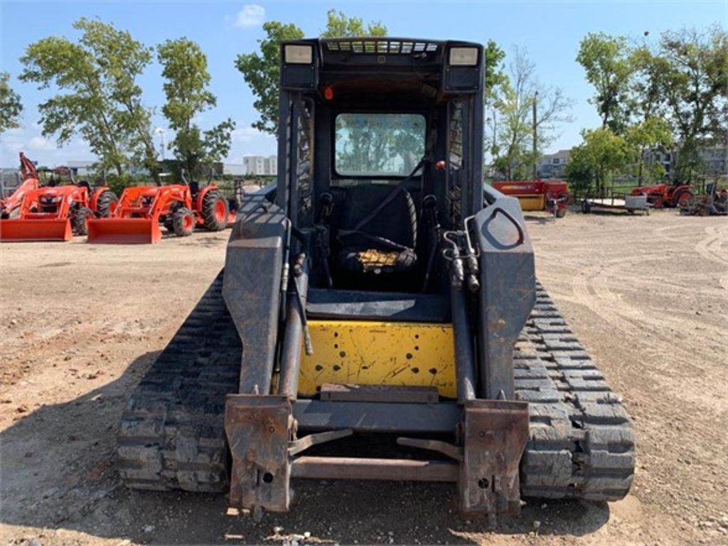 2010 New Holland C190 Skid Steer Loader