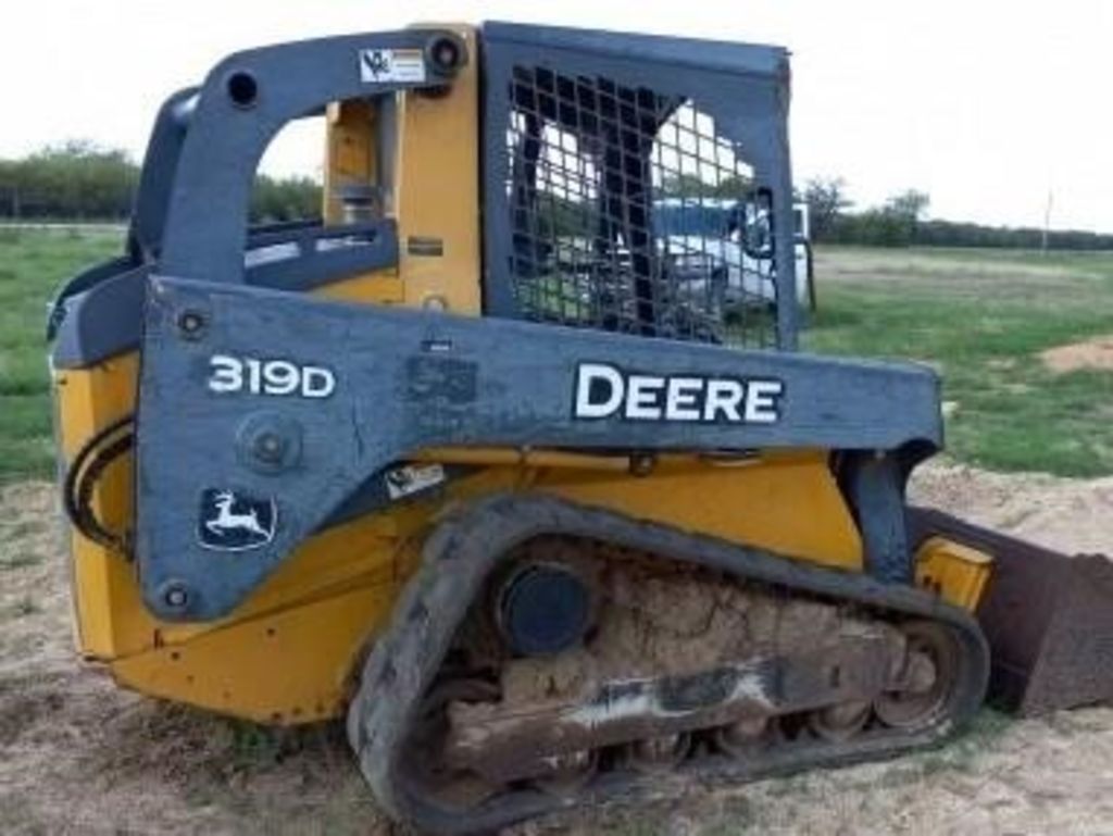 2011 John Deere 319D Skid Steer Loader