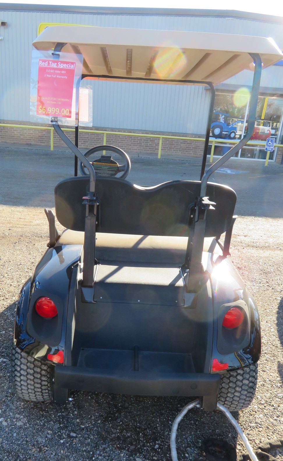 2022 E-Z-GO VALOR Golf Cart