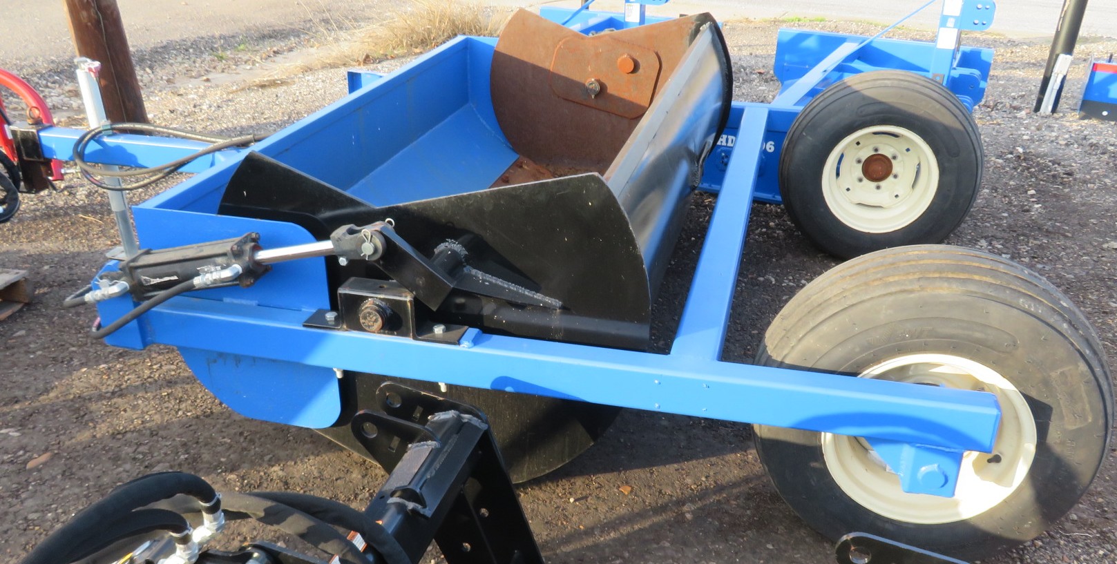 2022 SLS Fabricating SC84 Dirt Scoop