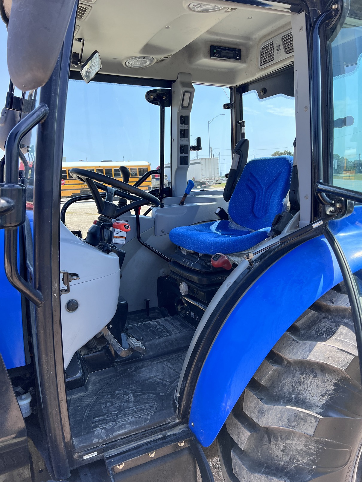 2015 New Holland BOOMER 41 Tractor