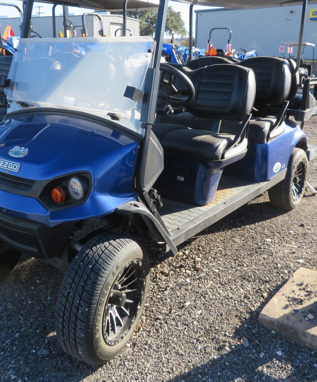 2023 E-Z-GO EXPRESS L6 Golf Cart