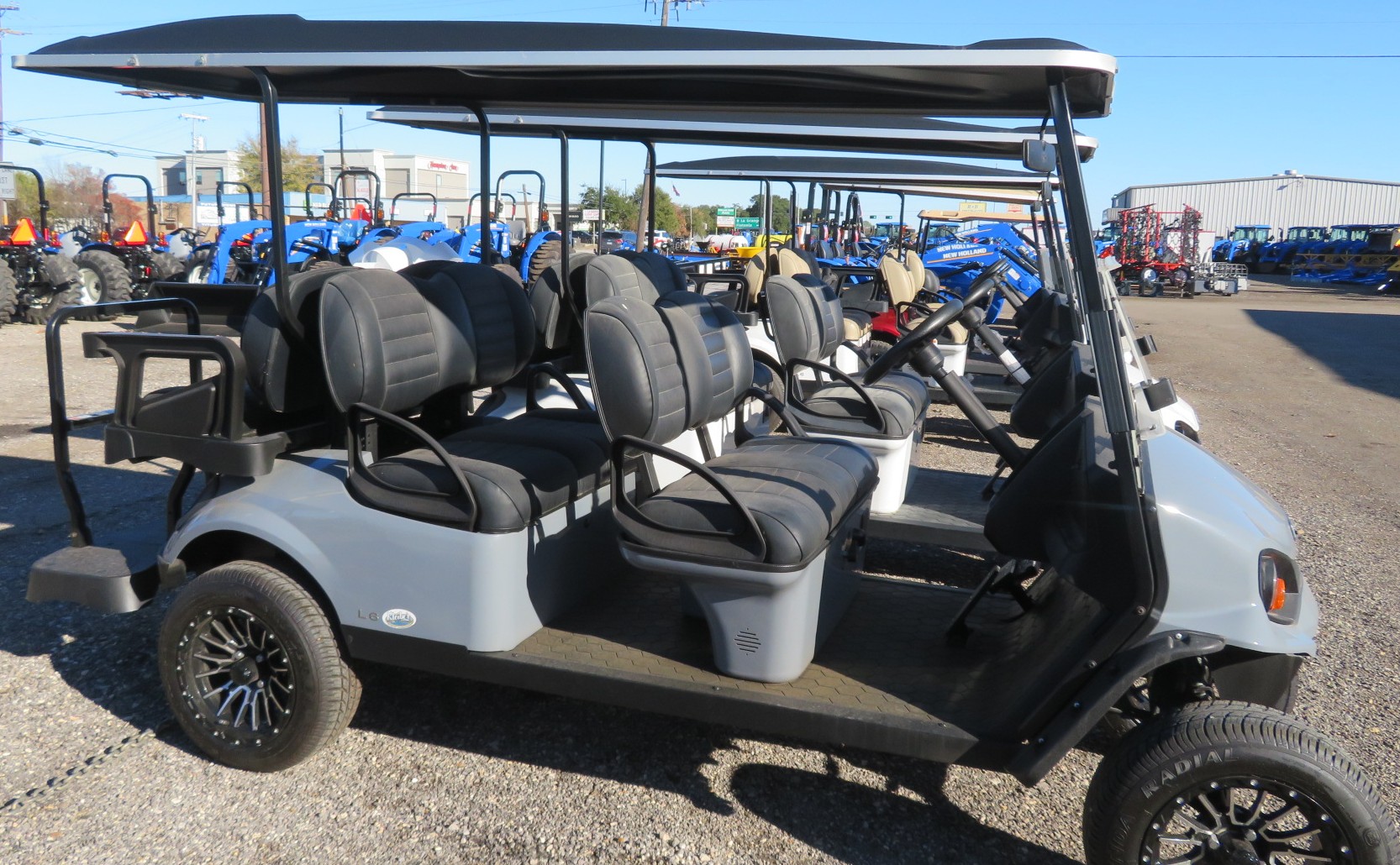 2023 E-Z-GO EXPRESS L6 Golf Cart