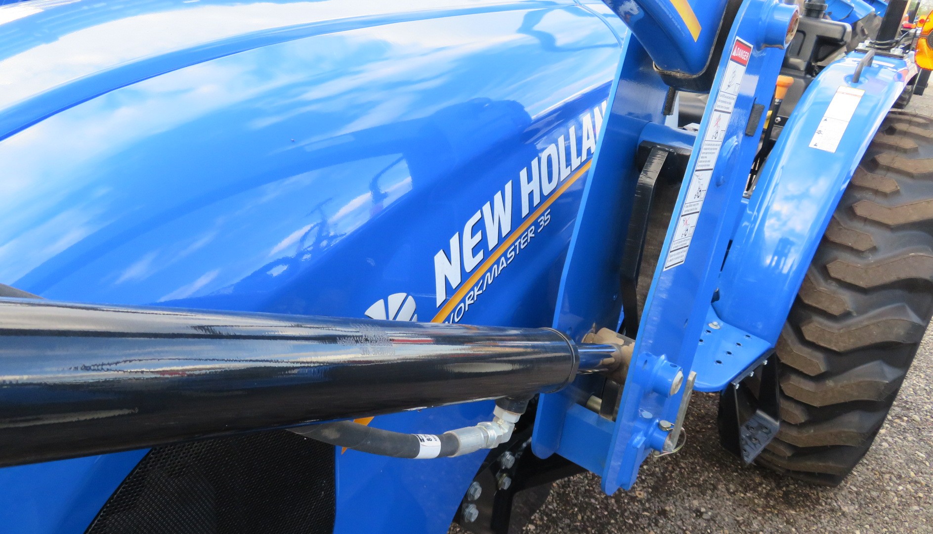 2023 New Holland WORKMASTER 35 Tractor