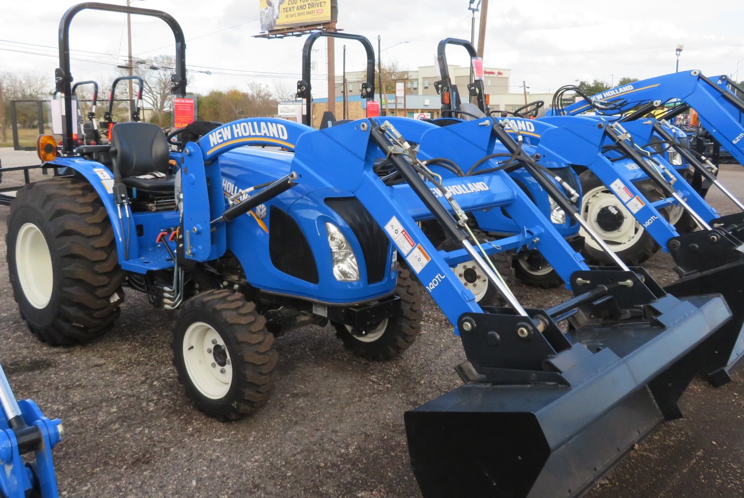 2023 New Holland WORKMASTER 35 Tractor