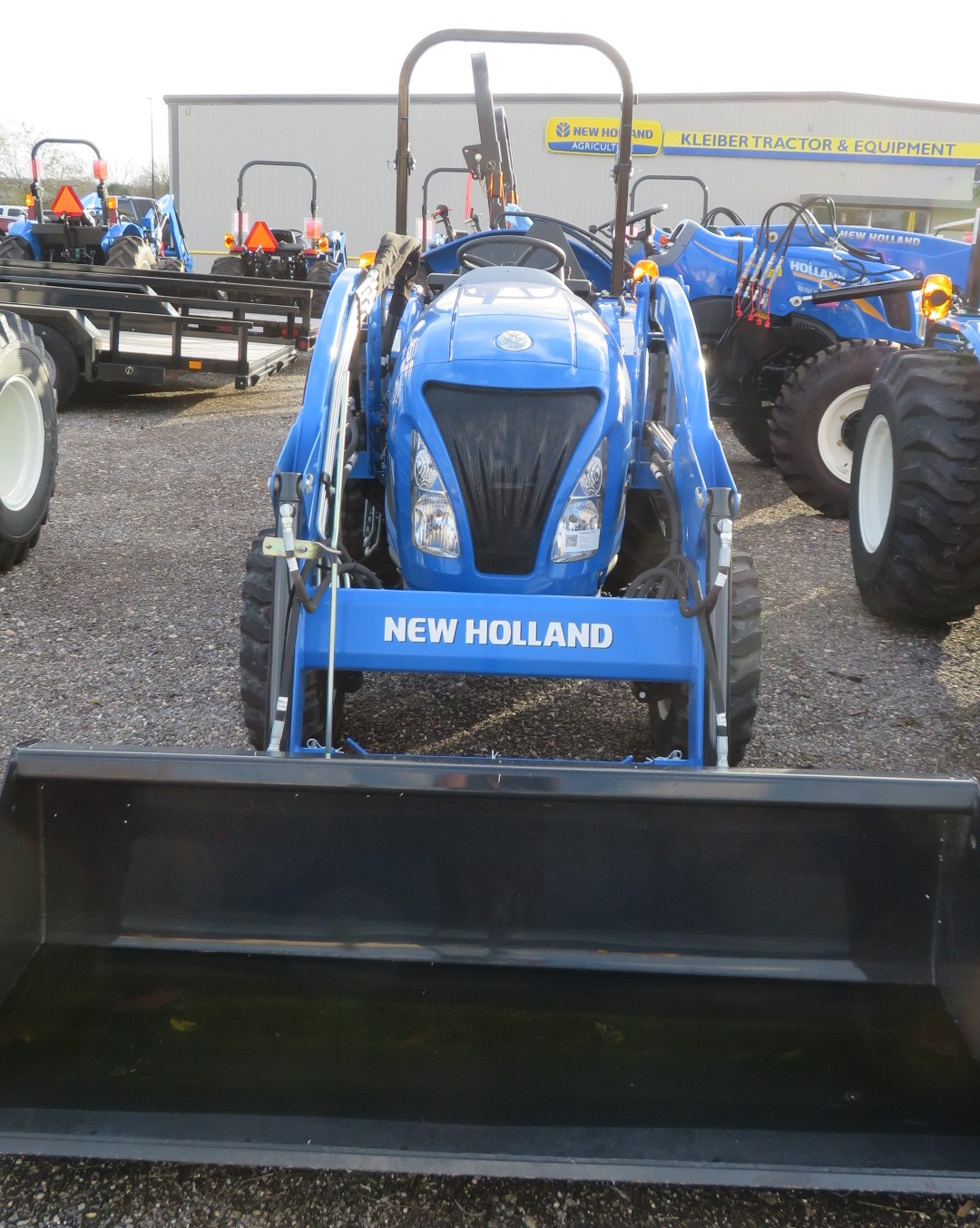 2023 New Holland WORKMASTER 35 Tractor