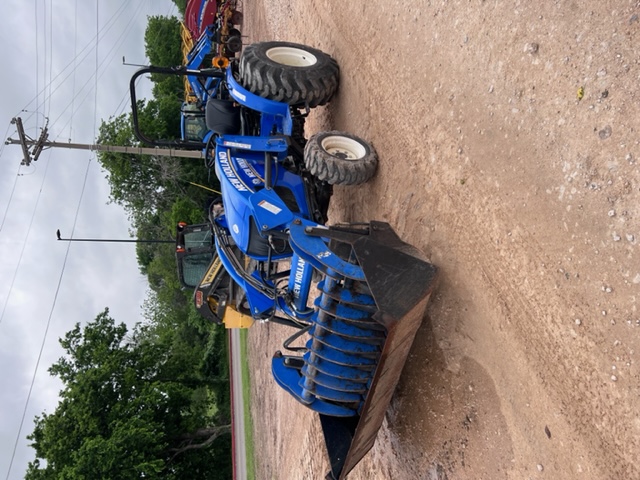 2022 New Holland Workmaster 35 T4B Tractor