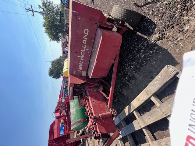 1988 New Holland 311 Baler/Square