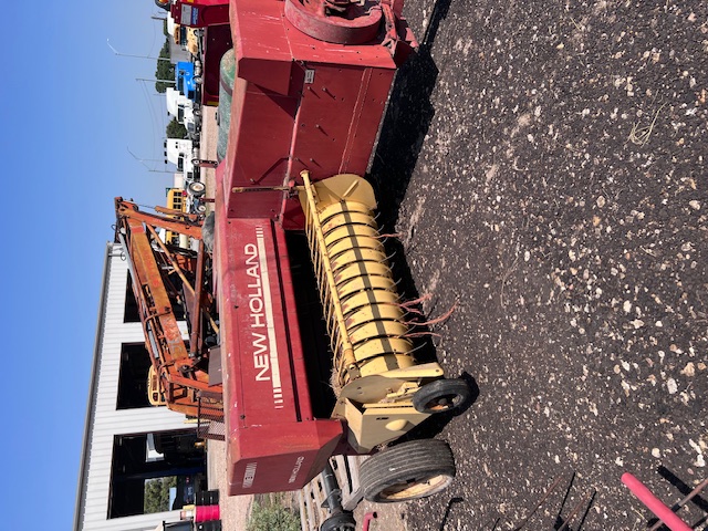 1988 New Holland 311 Baler/Square