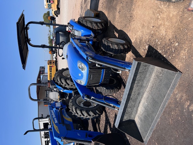 2016 New Holland Boomer 24 Tractor