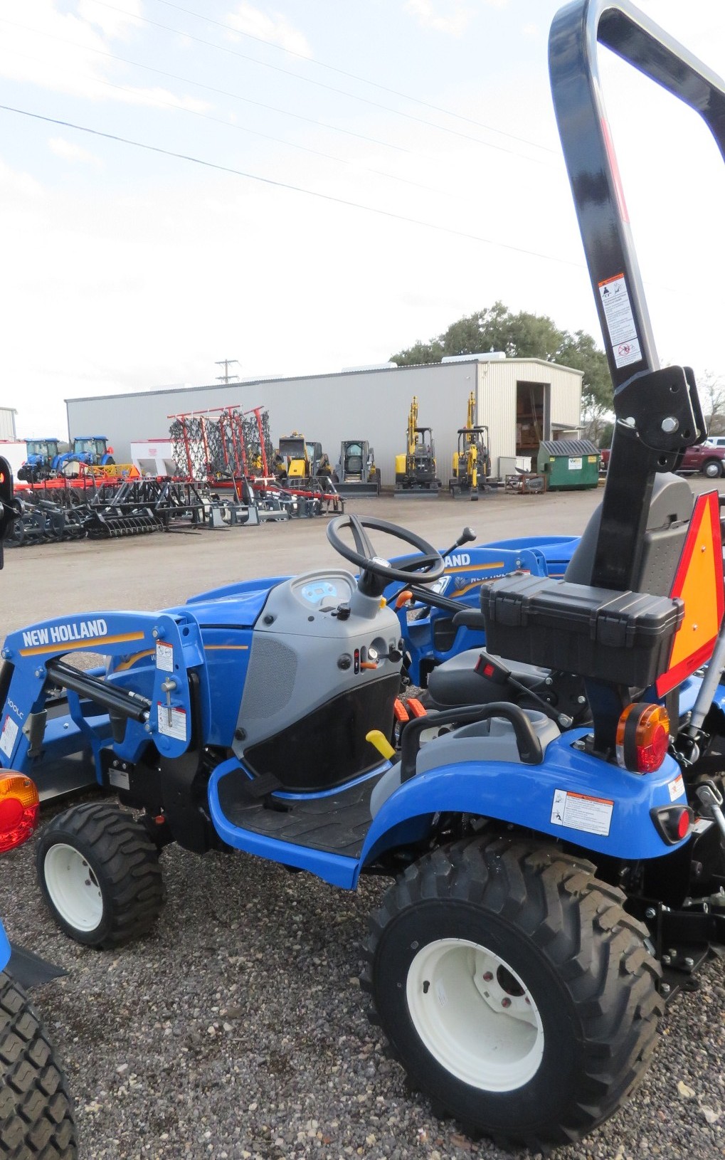 2025 New Holland WORKMASTER 25S Tractor