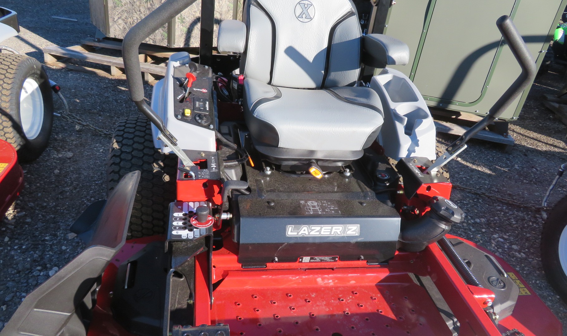 2025 Exmark LRE730GKA604A3 Mower/Zero Turn